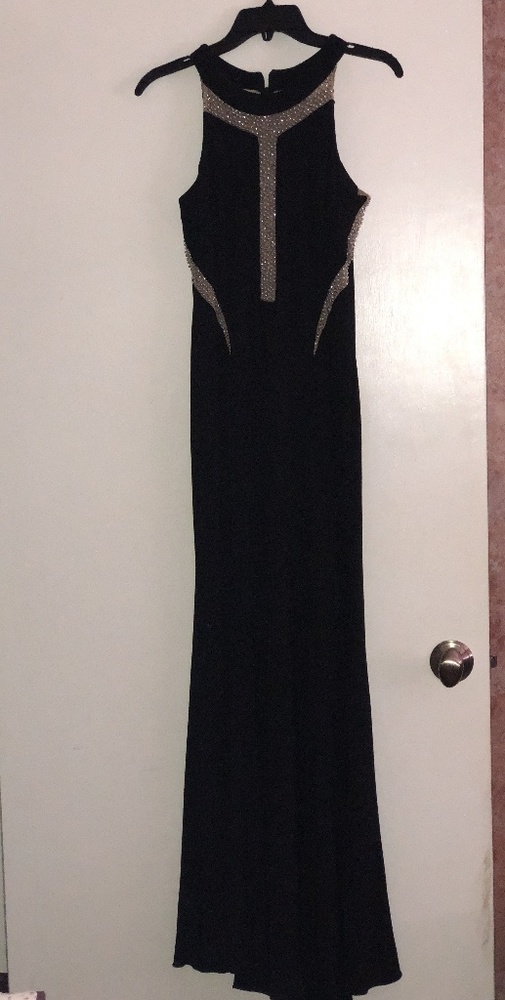 Xscape Prom/Evening Wear Black and Cream Dress